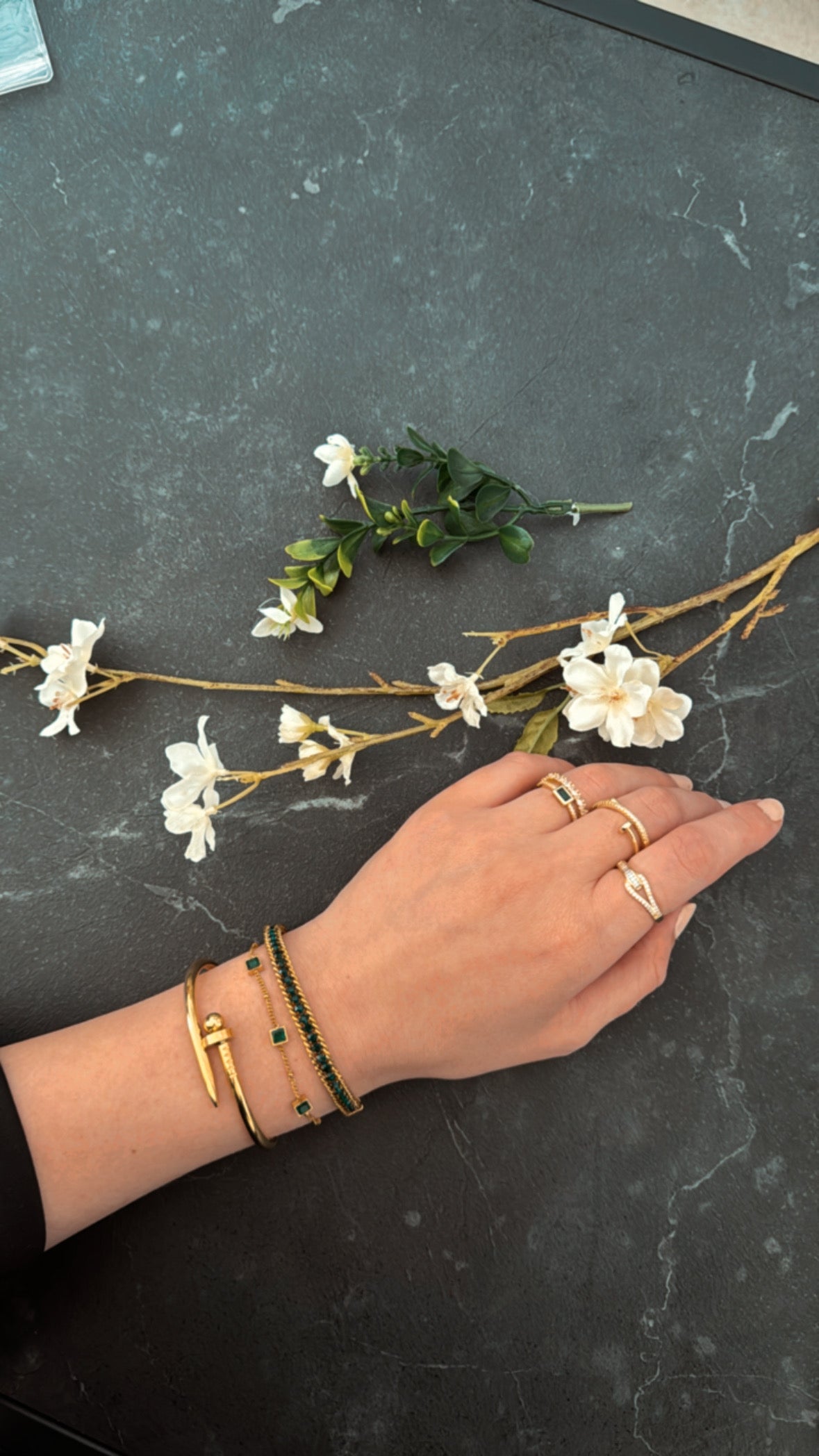 Armbänder